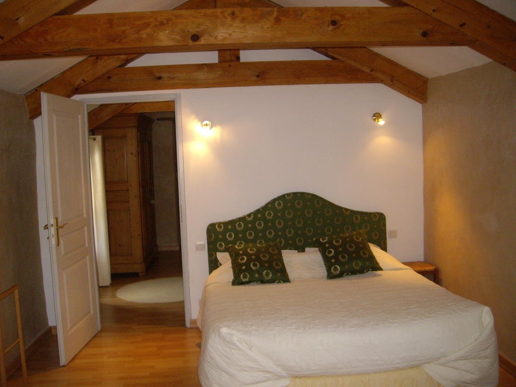 Domaine Sermet Bed & Breakfast Calmels-et-le-Viala Ruang foto