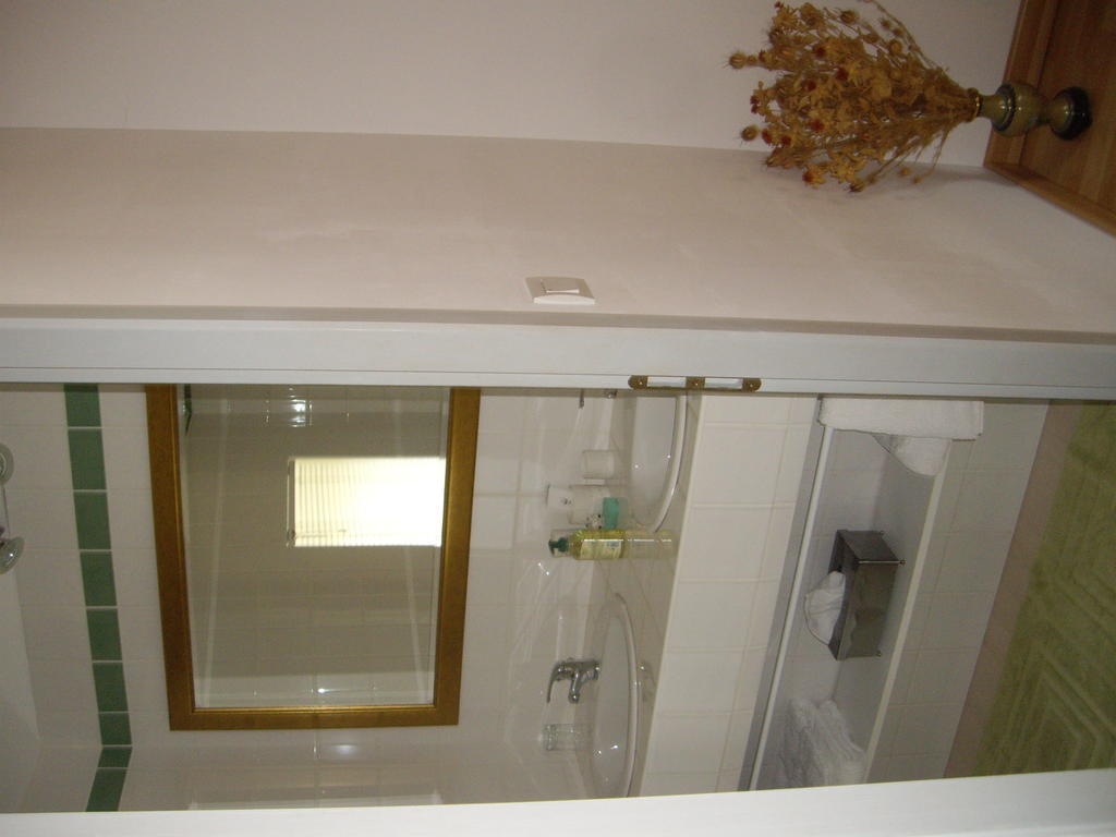 Domaine Sermet Bed & Breakfast Calmels-et-le-Viala Ruang foto