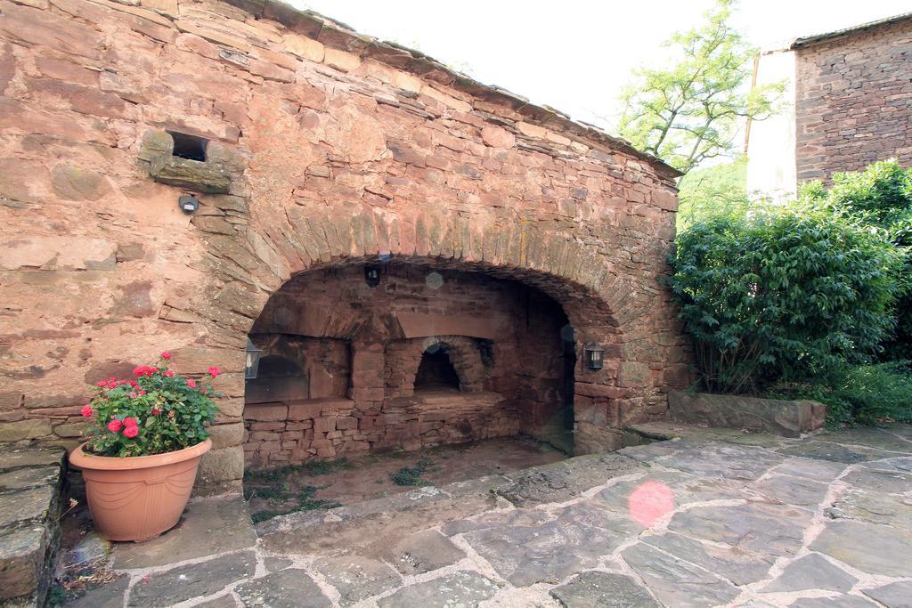 Domaine Sermet Bed & Breakfast Calmels-et-le-Viala Bagian luar foto