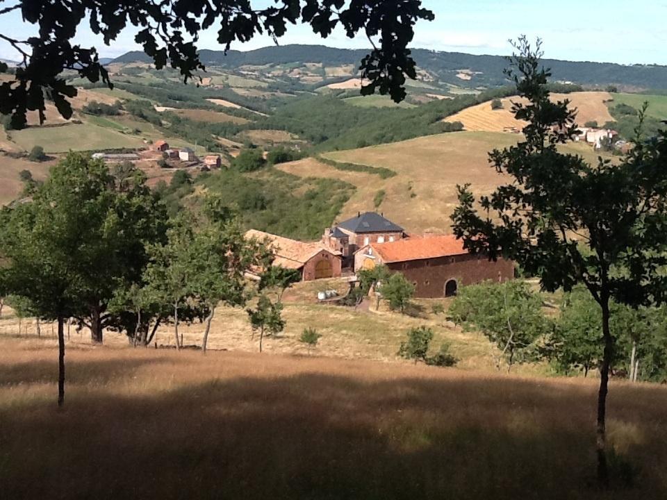Domaine Sermet Bed & Breakfast Calmels-et-le-Viala Bagian luar foto